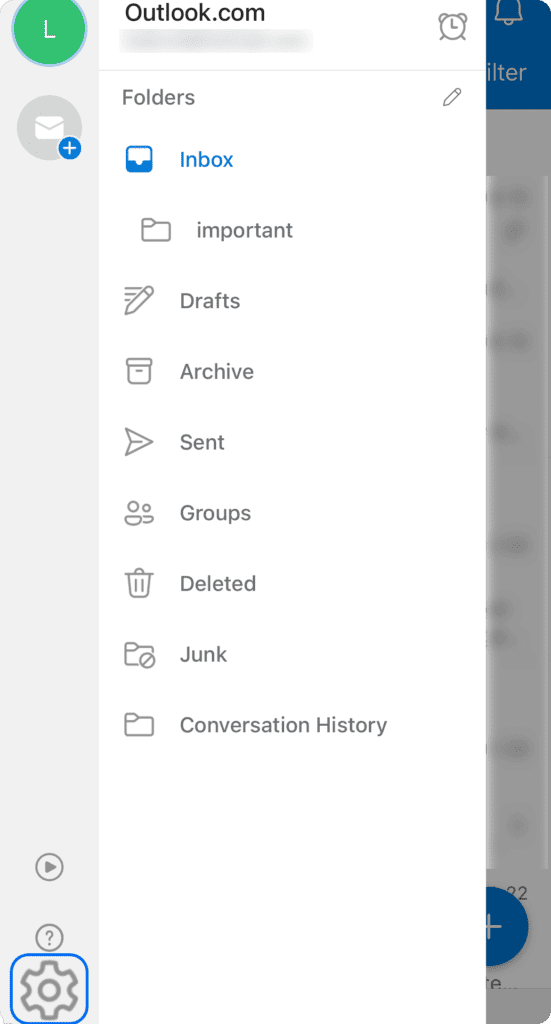 Email threads on Outlook mobile